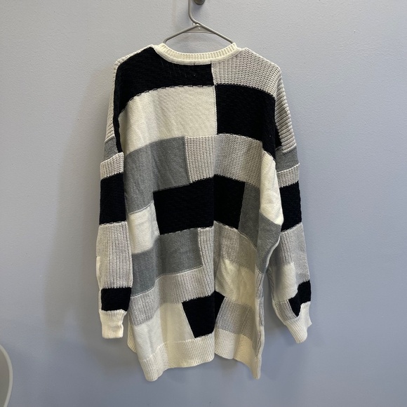 Show Me Your Mumu Black, Grey & Off-White Ember Tunic Sweater - 1X - NWT - Picture 3 of 6